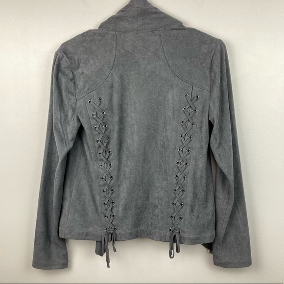 CUPCAKES AND CASHMERE Holt Lace-Up Faux Suede Moto Jacket - Picture 9 of 13